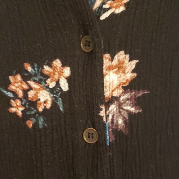 Forever 21 Flower Dress - Picture 2 of 4